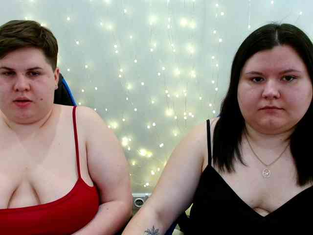 BeckyAndEllen webcam