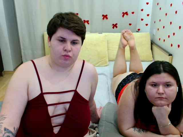 BeckyAndEllen webcam