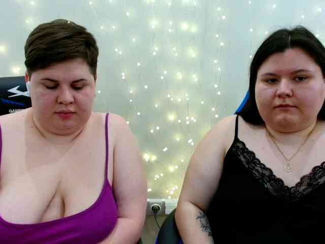 BeckyAndEllen webcam