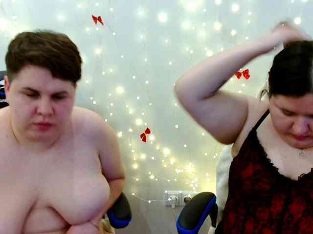 BeckyAndEllen webcam