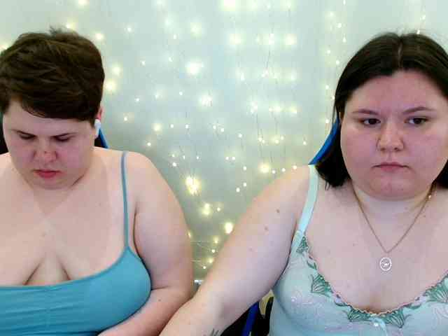 BeckyAndEllen webcam