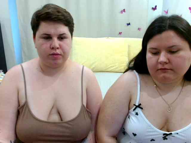BeckyAndEllen webcam