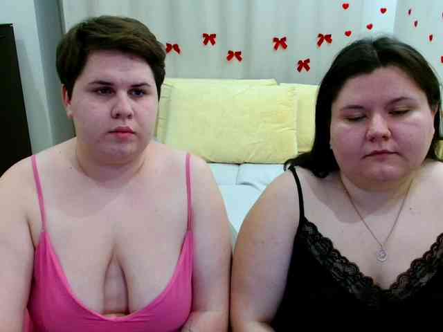 BeckyAndEllen webcam