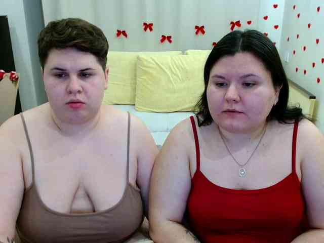 BeckyAndEllen webcam