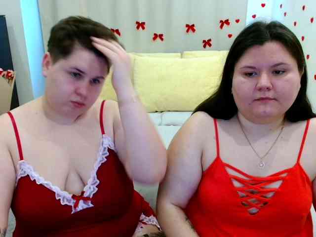 BeckyAndEllen webcam