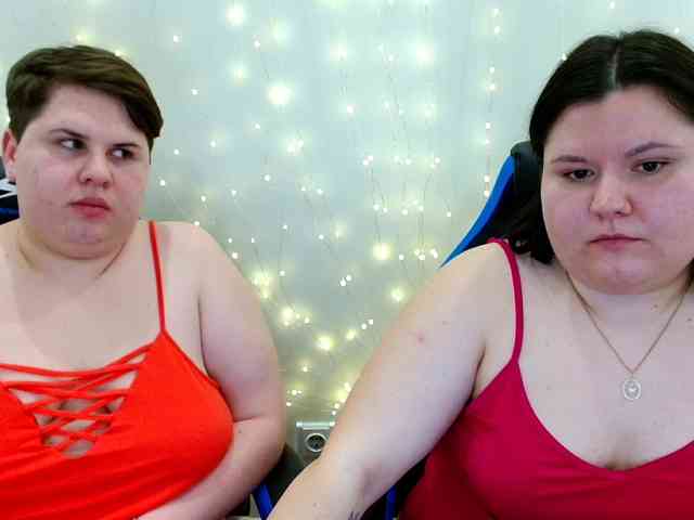 BeckyAndEllen webcam