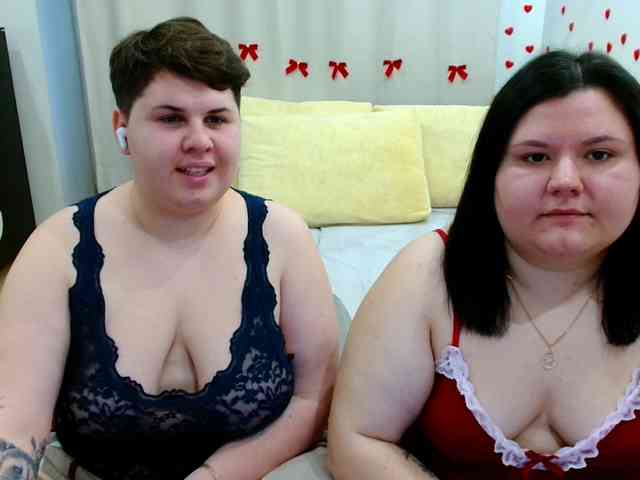BeckyAndEllen webcam