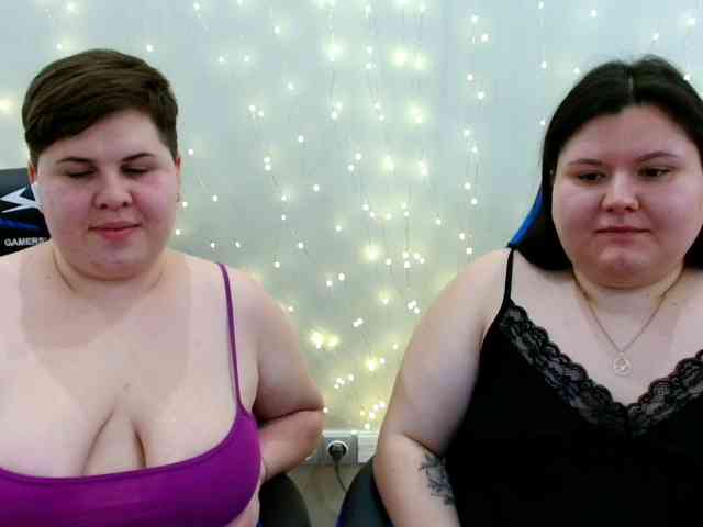 BeckyAndEllen webcam