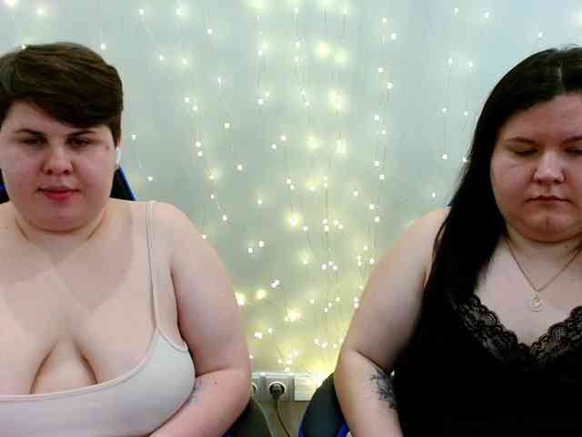 BeckyAndEllen webcam