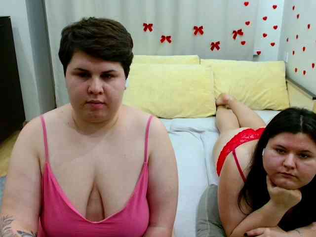 BeckyAndEllen webcam