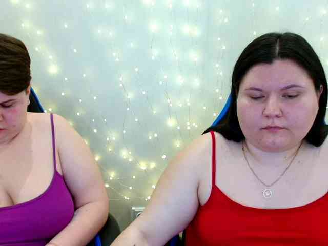 BeckyAndEllen webcam