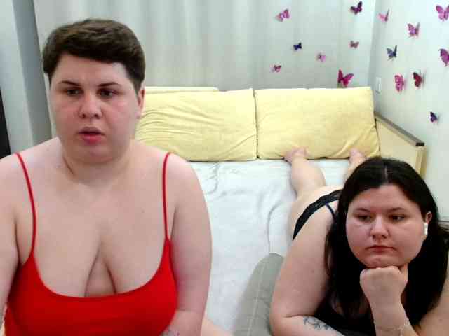 BeckyAndEllen webcam