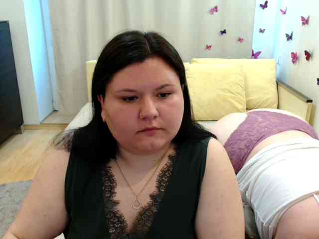 BeckyAndEllen webcam