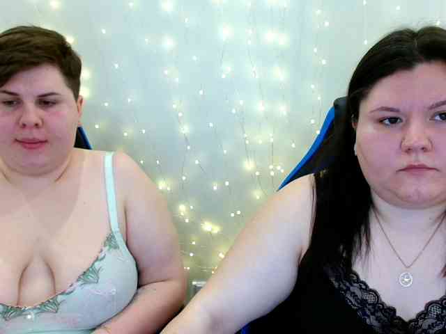 BeckyAndEllen webcam