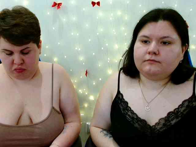 BeckyAndEllen webcam