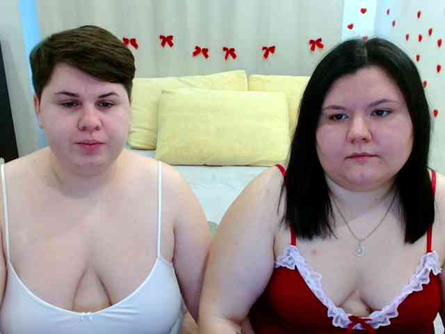 BeckyAndEllen webcam