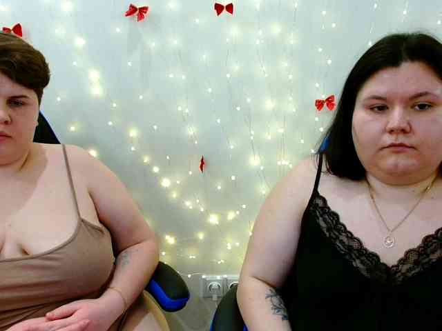 BeckyAndEllen webcam