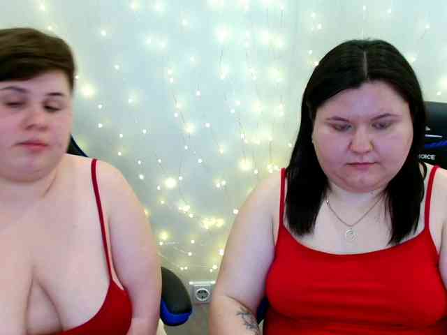 BeckyAndEllen webcam