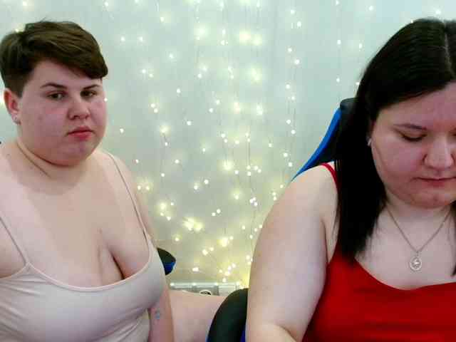 BeckyAndEllen webcam