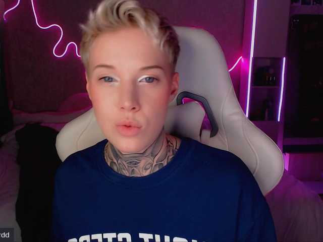 mery-jane-'s BongaCams show and profile