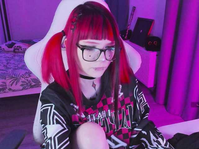 Yumi-Youkai's BongaCams show and profile