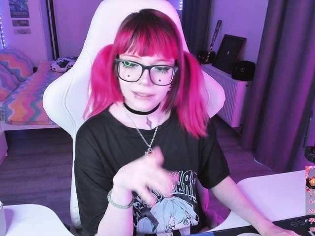 Yumi-Youkai's BongaCams show and profile