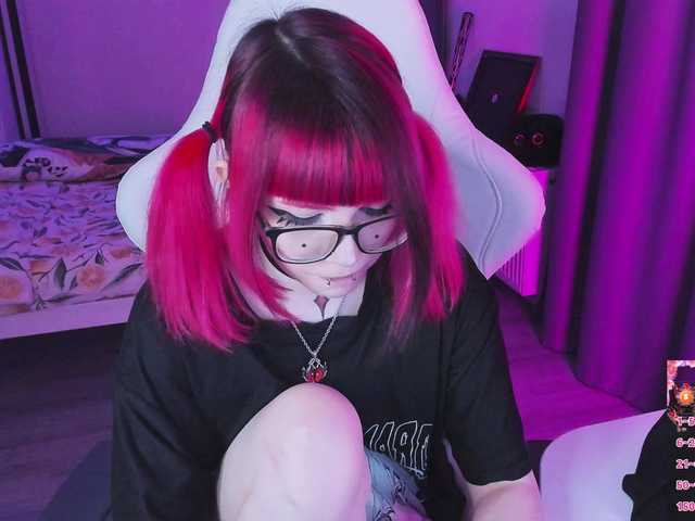 Yumi-Youkai's BongaCams show and profile