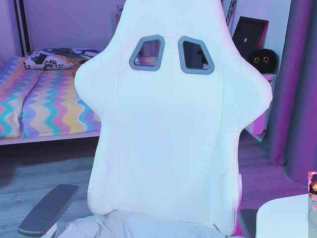 Yumi-Youkai Live Webcam on {site_name}