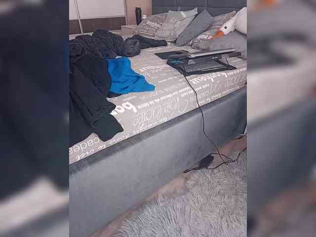 Koshecka77 webcam