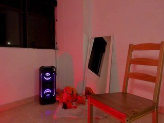 littleDanni Porn Show