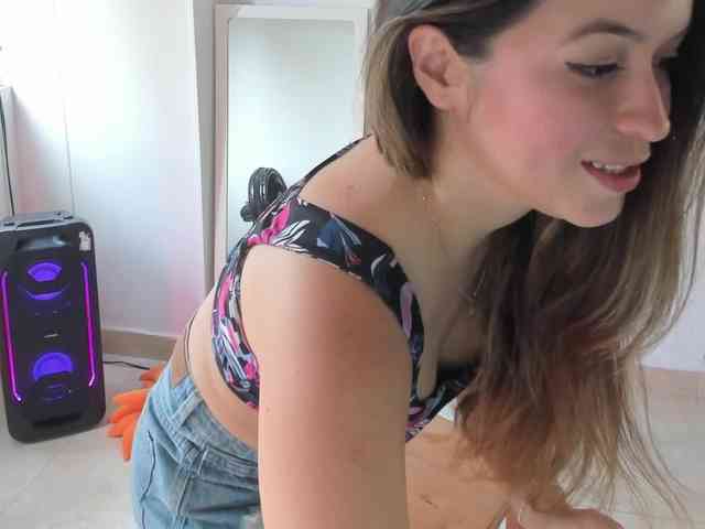 littleDanni webcam