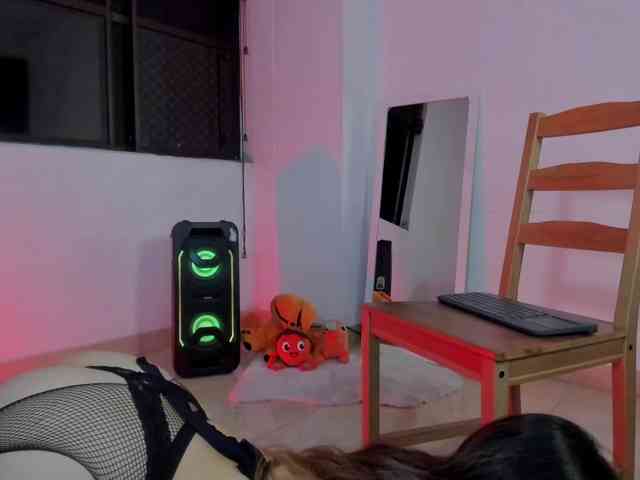 littleDanni webcam