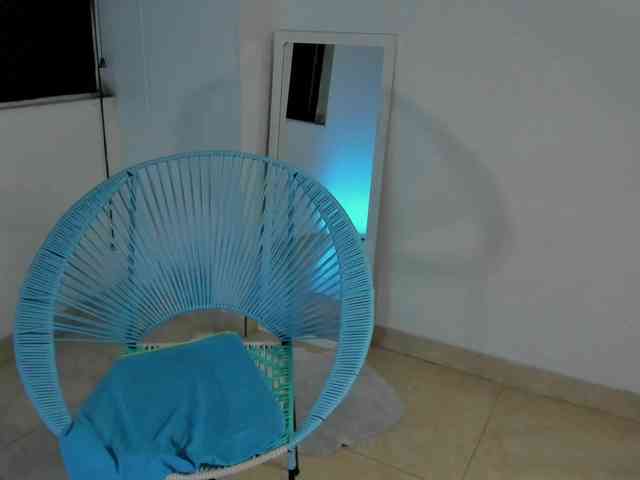 littleDanni webcam