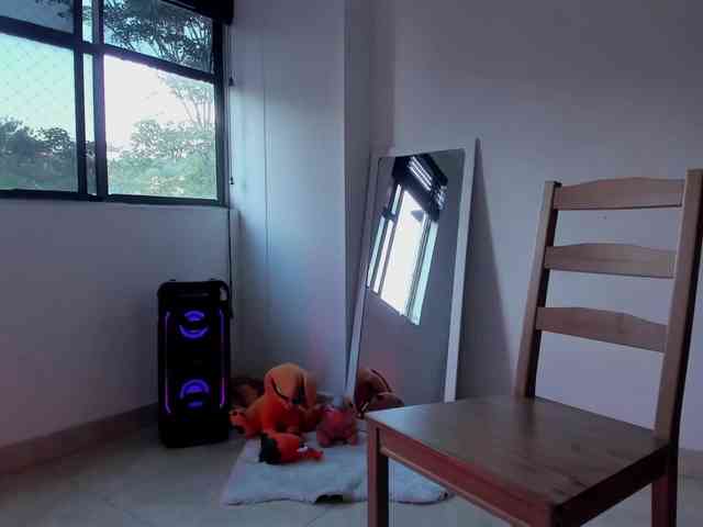 littleDanni webcam