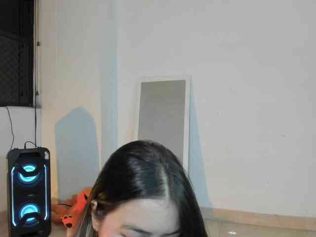 littleDanni webcam