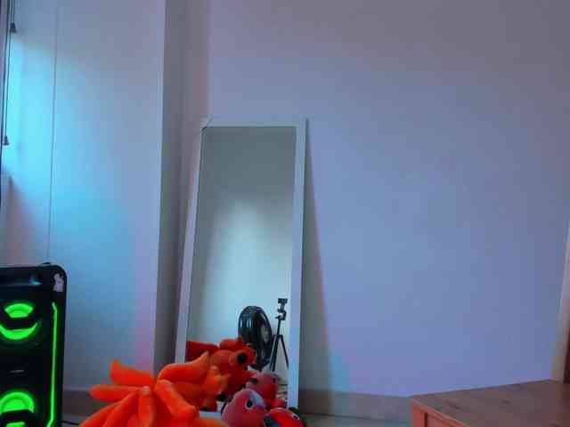 littleDanni webcam
