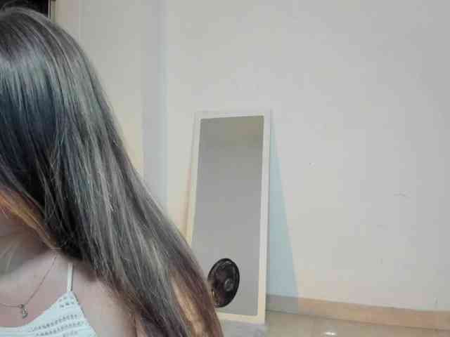 littleDanni webcam