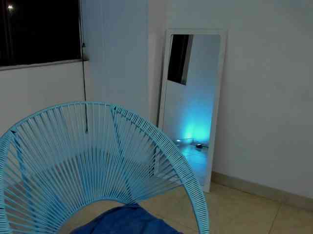 littleDanni webcam
