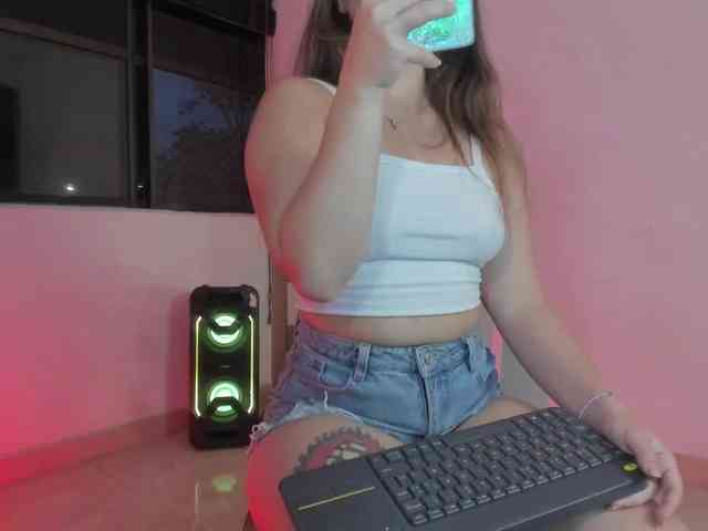 littleDanni webcam