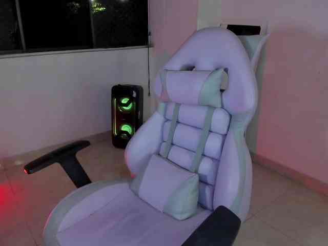 littleDanni webcam