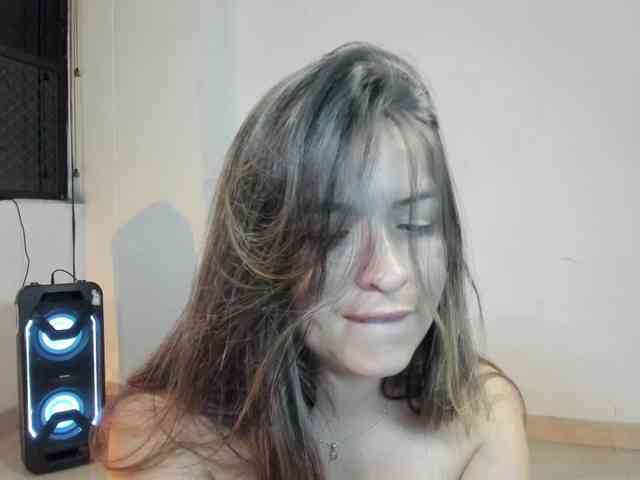 littleDanni webcam