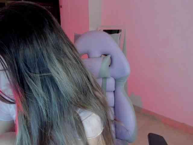 littleDanni webcam