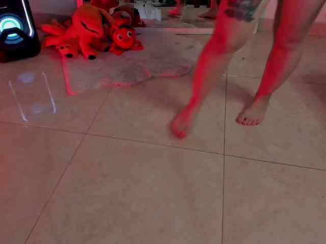 littleDanni webcam