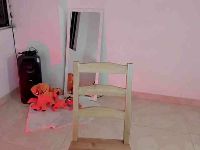 littleDanni webcam