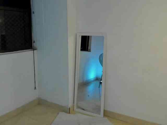 littleDanni webcam