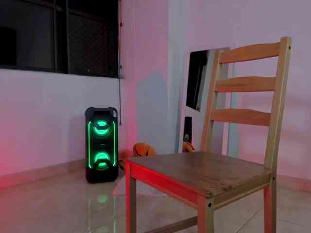 littleDanni webcam
