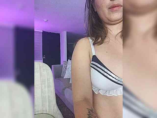 littleDanni webcam