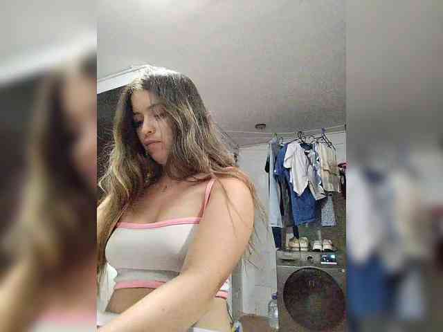 littleDanni webcam