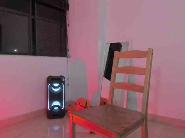 littleDanni webcam