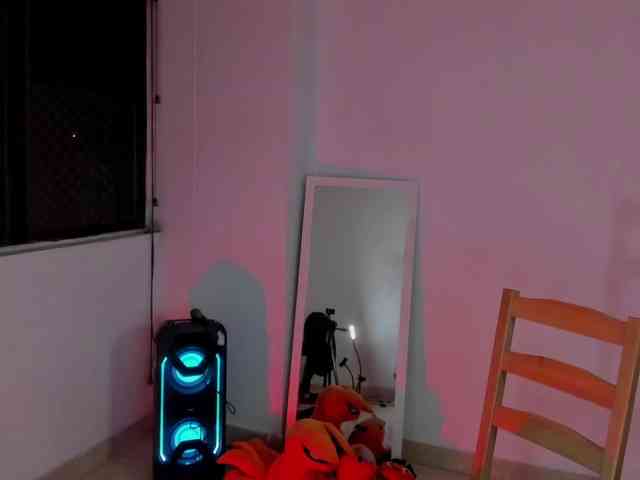 littleDanni webcam